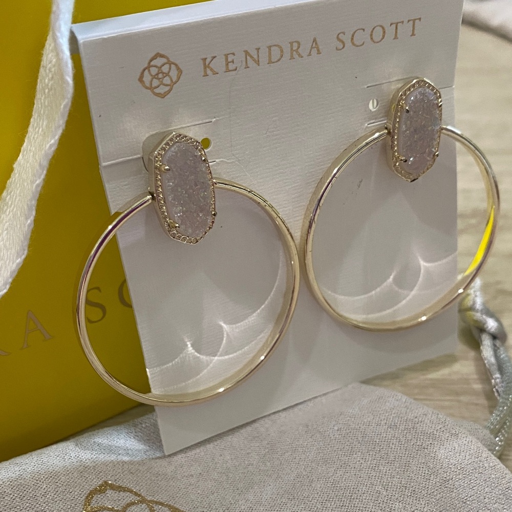 Kendra Scott Gold and Cream Hoop Earrings - Picture 4 of 4
